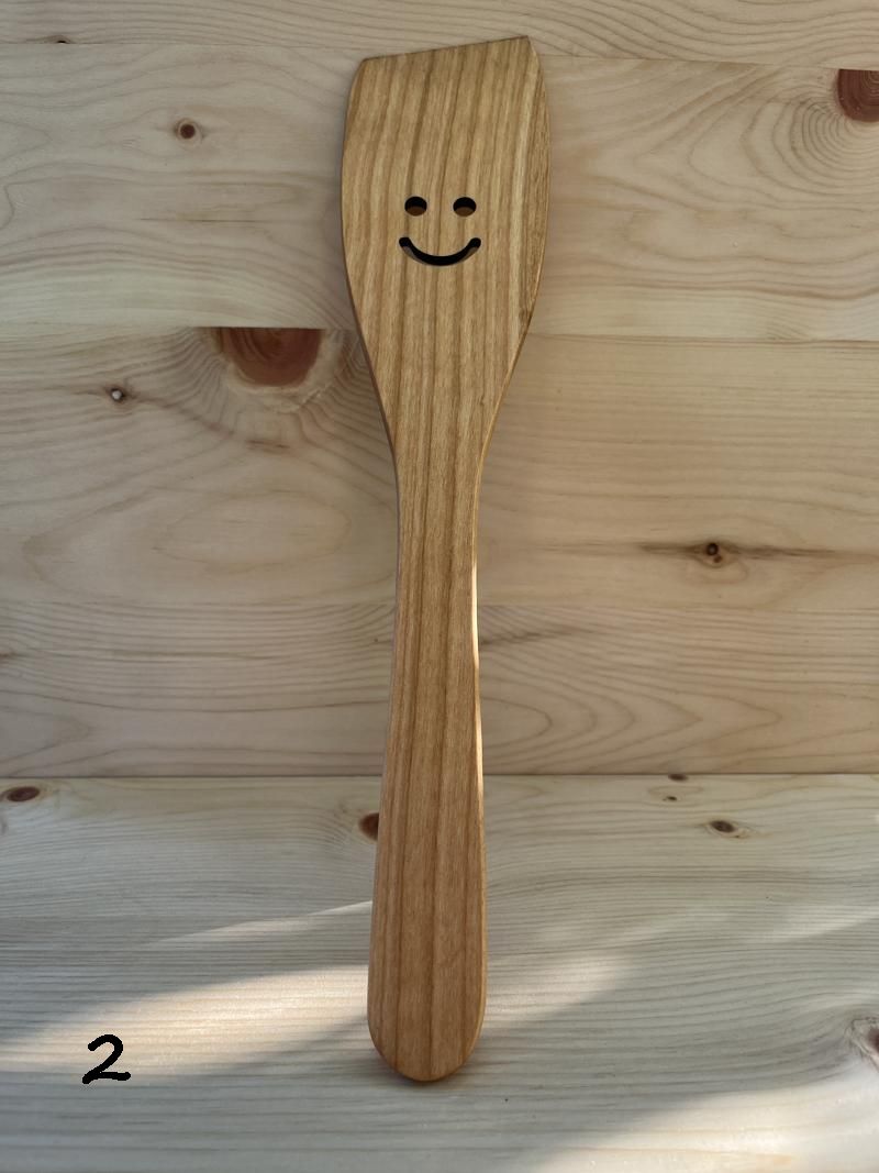 Wooden happy spatula - Woodjana