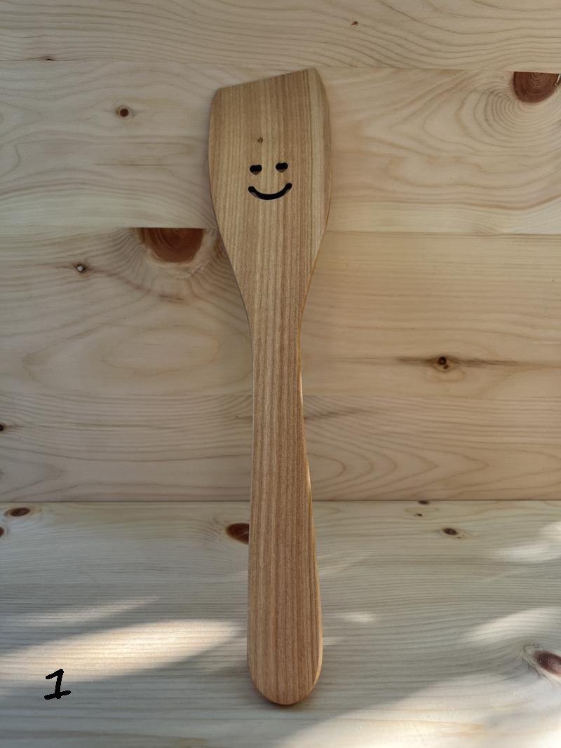 Wooden happy spatula - Woodjana