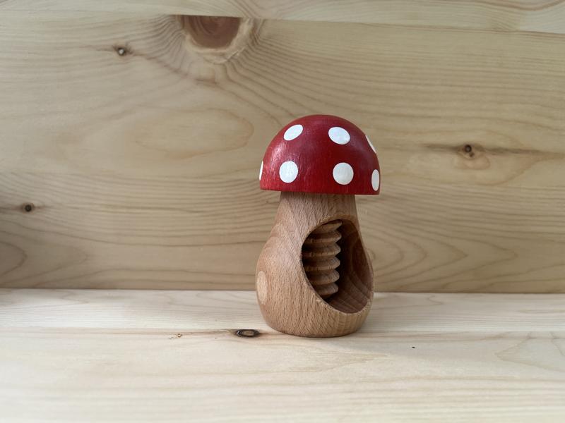 Wooden Nutcracker Mushroom, Nussknacker , Beech Wood Walnut Cracker, Casse-noix En Bois De Hêtre,S chiaccianoci - Woodjana